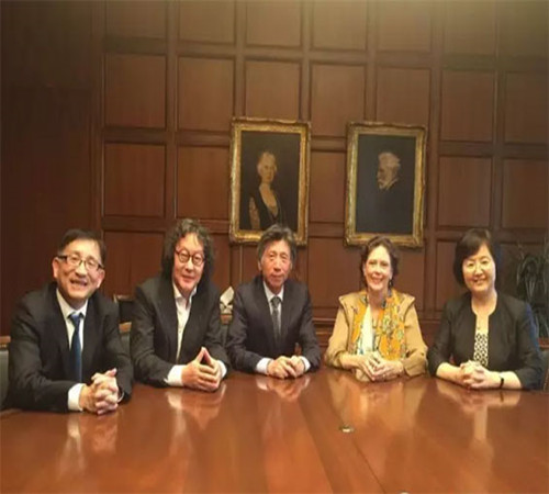范迪安、徐冰在美國華盛頓舉行當(dāng)代中國藝術(shù)演講