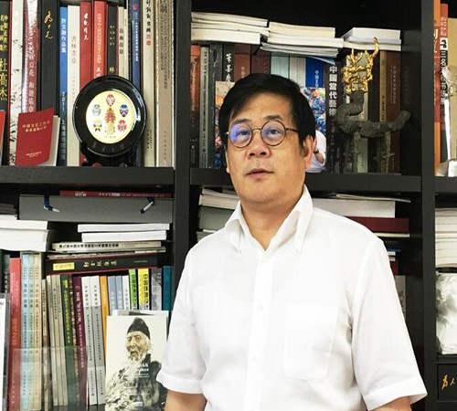 徐里任職中國美術(shù)家協(xié)會分黨組書記