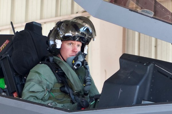 美空軍兩天內(nèi)連摔3架戰(zhàn)機 傳奇飛行員失事身亡