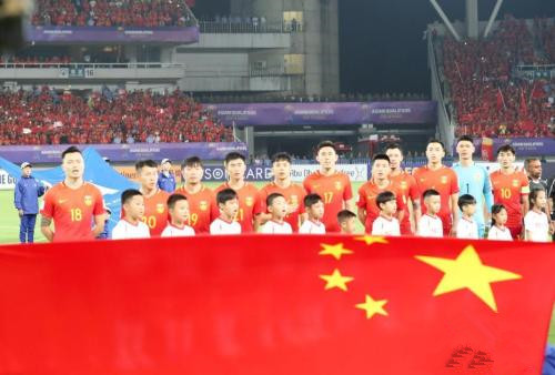 國(guó)足今迎12強(qiáng)賽最后一役 里皮：放手一搏