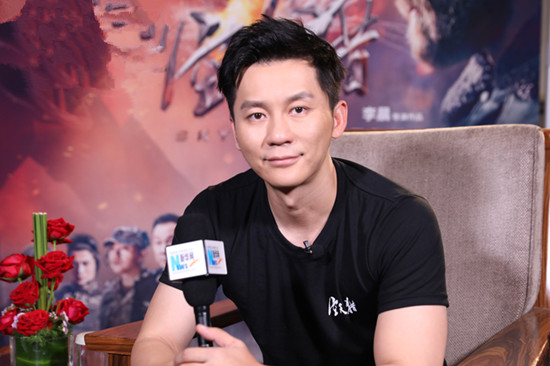 李晨：歲月靜好，是有人替我們誓死捍衛(wèi)