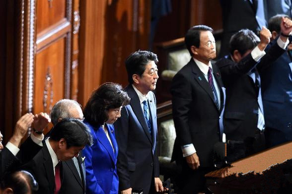 想解散眾議院就解散 安倍這么“任性”也行？