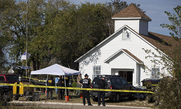 美國得州教堂槍擊事件造成至少27人死亡