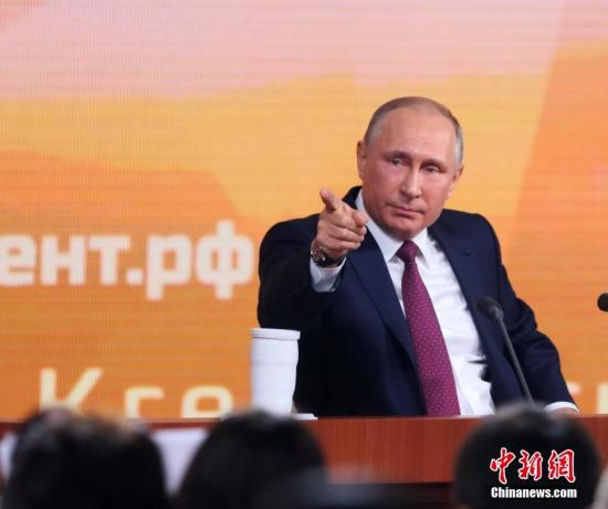 普京：俄準備繼續(xù)歸還烏克蘭留在克里米亞的武器裝備