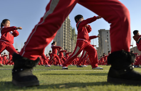 從街頭賣藝到海外授拳，一家五代人接力傳播中華武術