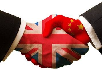 英首相攜最大規(guī)模代表團(tuán)訪華，幾乎搬空英國