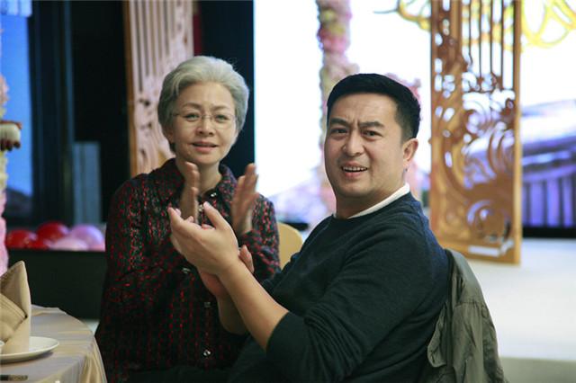 都市情感劇《美好生活》：宋丹丹張嘉譯演母子