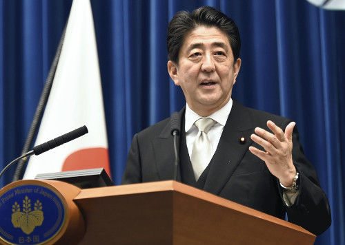 日本沖繩北方擔(dān)當(dāng)相連爆丑聞 給安倍“添亂”