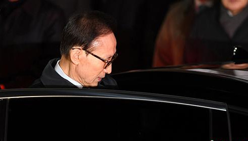 李明博今將接受獄中訊問(wèn) 妻子涉受賄最早本周遭查