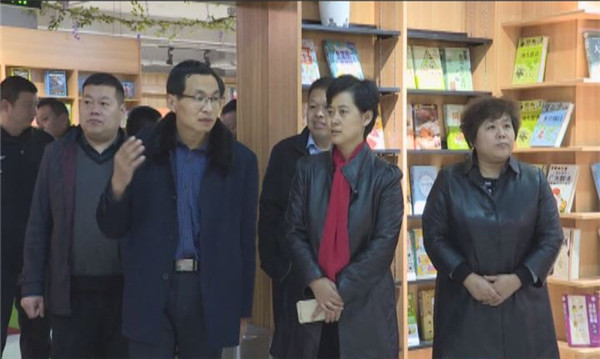 郭海英督導(dǎo)檢查我區(qū)文化市場