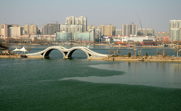 年底前，聊城建成區(qū)入河泄洪口實(shí)現(xiàn)雨污分流