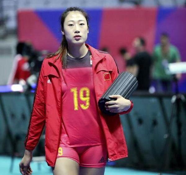 中國女排3-2德國！兩人發(fā)揮失常 李盈瑩替補(bǔ)建功
