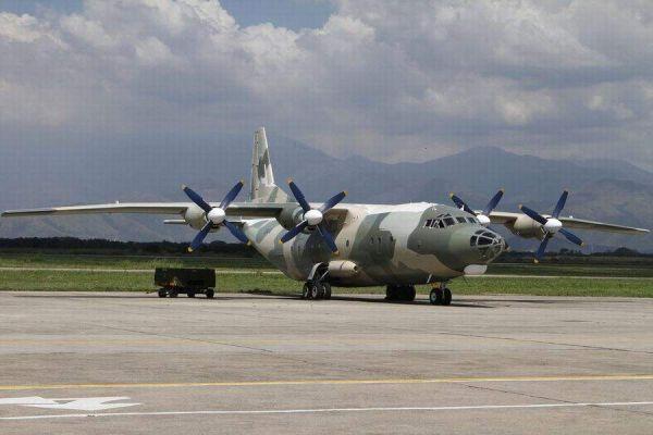 資料圖片：委內(nèi)瑞拉空軍裝備的運-8運輸機。（圖片來源于網(wǎng)絡）