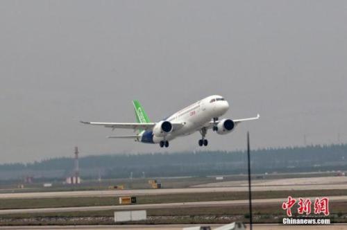 資料圖：飛機(jī)。張亨偉 攝