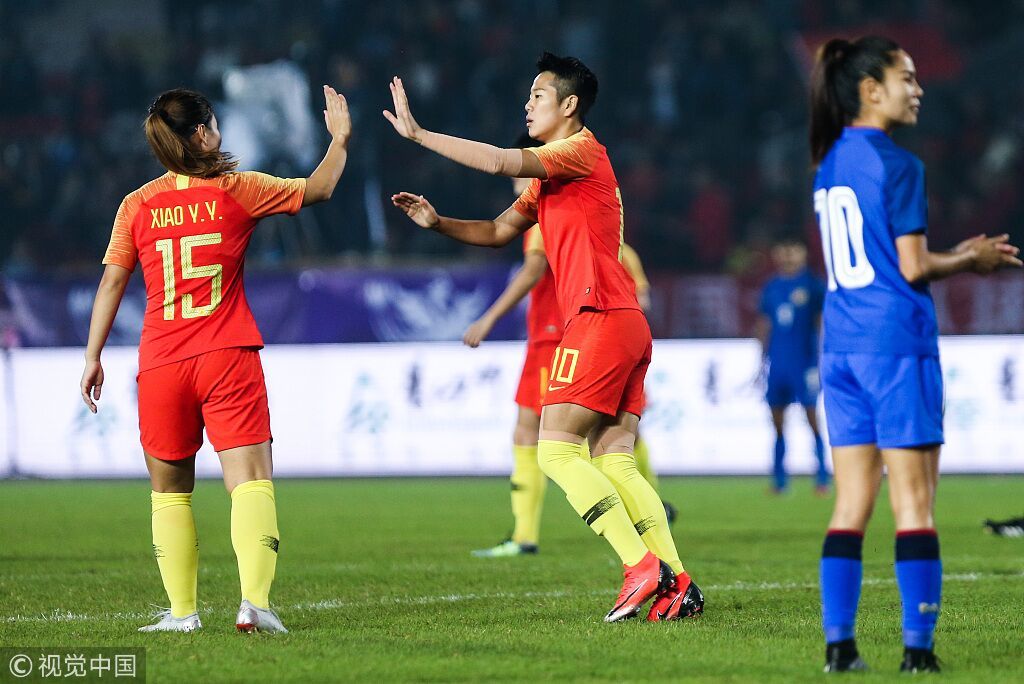 女足四國(guó)賽-任桂辛吊射世界波 中國(guó)2-0泰國(guó)奪冠