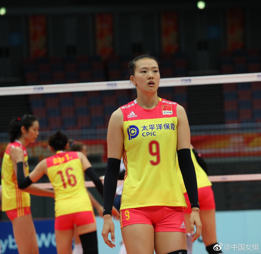 世錦賽-中國(guó)女排3-0復(fù)仇美國(guó) 提前鎖定六強(qiáng)席位