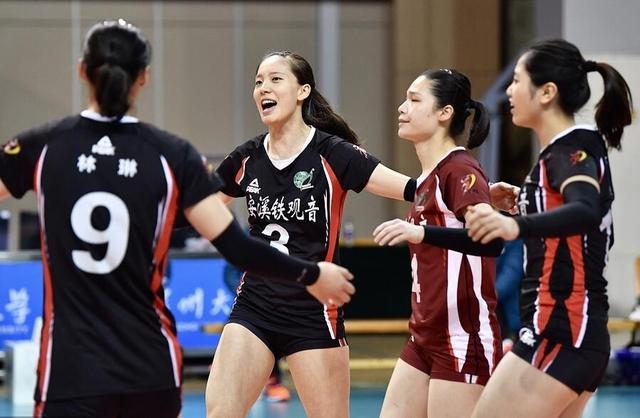 女排黑馬轟132分超袁心玥1倍 最美副攻為郎平解憂？