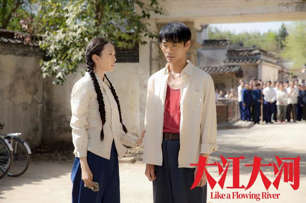 《大江大河》輕松問鼎年度劇王 為啥80后、90后會(huì)追著看？