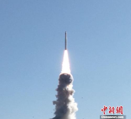 一箭四星 中國成功發(fā)射“吉林一號”光譜01/02星及兩顆小衛(wèi)星