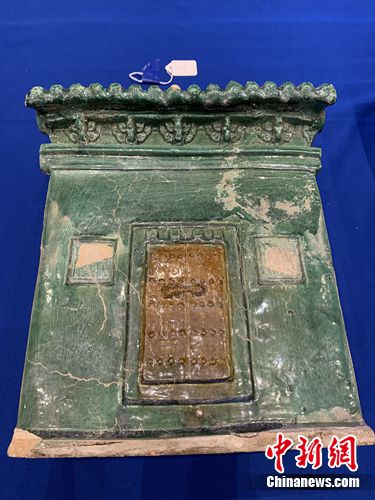儀式現(xiàn)場展示的文物 國家文物局供圖 攝 儀式現(xiàn)場展示的文物 國家文物局供圖 攝