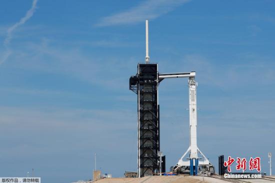 SpaceX測試發(fā)生事故 載人“龍”飛船幾乎被摧毀