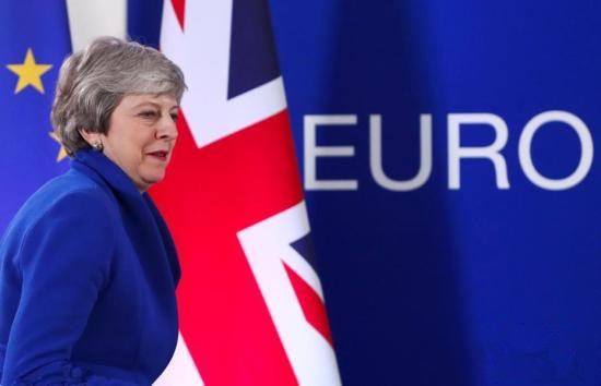 英國(guó)首相特雷莎·梅被要求16日公布離職時(shí)間表