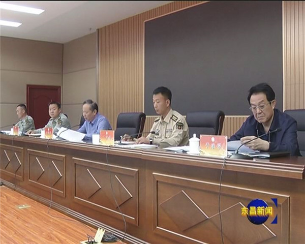 全區(qū)武裝工作會議召開