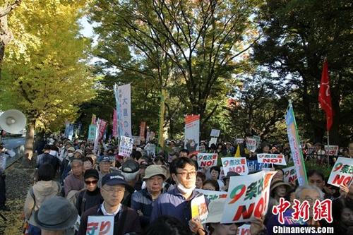 調查顯示6成日本年輕人關注修憲 擔憂會發(fā)生戰(zhàn)爭