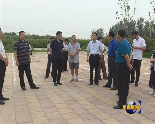濱州市政協(xié)考察團(tuán)來我區(qū)考察少數(shù)民族村居建設(shè)情況