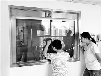 增肥捐骨髓救父男孩出院 稱接下來更艱巨任務(wù)是減肥