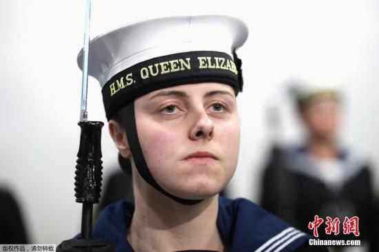“女穿男裝”易受傷，英軍可能面臨高額法律賠償