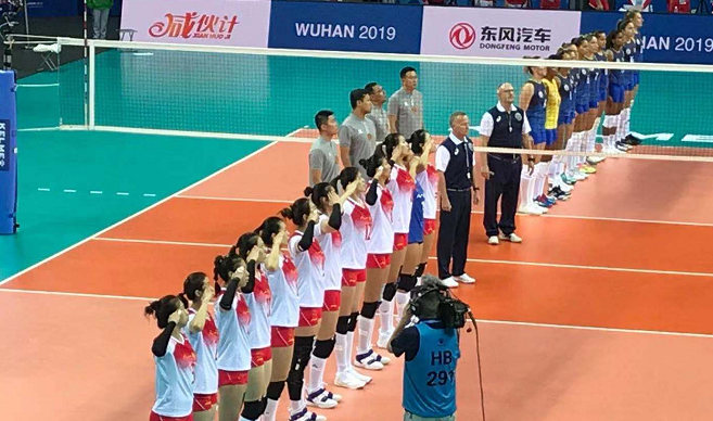軍運(yùn)會(huì)兩連勝！中國(guó)女排3-0復(fù)仇巴西隊(duì) 李盈瑩超神6連發(fā)