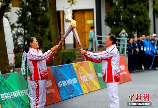 點(diǎn)擊進(jìn)入下一頁