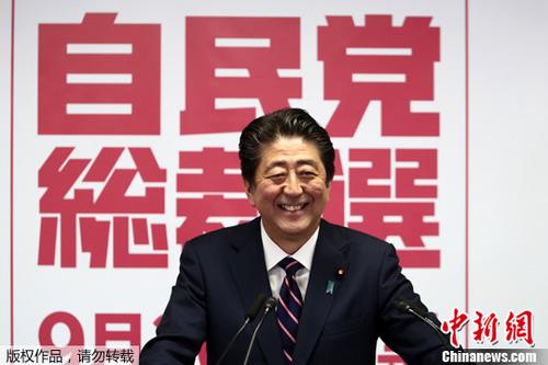 任日本首相2886天！安倍追平紀(jì)錄 日媒：未見政治遺產(chǎn)
