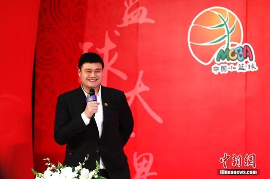 “姚明一生之?dāng)场眮硪γ鞯囊划€三分地打工，人生啊……
