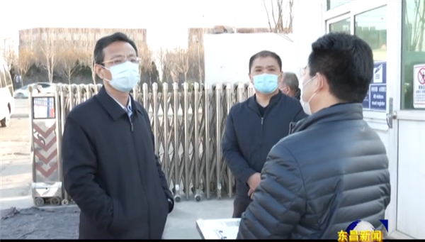 榮紅智督導檢查重點項目企業(yè)疫情防控和復工復產(chǎn)工作