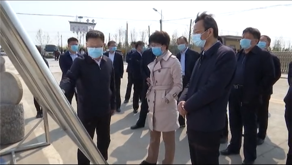 李長萍來我區(qū)調(diào)研村莊建設(shè)時強(qiáng)調(diào):科學(xué)統(tǒng)籌提升建設(shè)實效