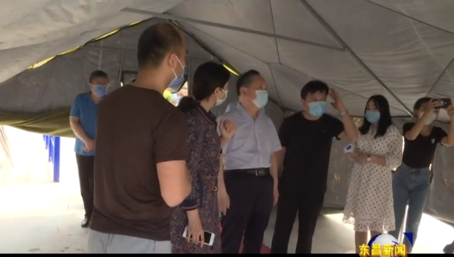 劉培國督導檢查復學準備工作并暗訪公共場所疫情防控工作