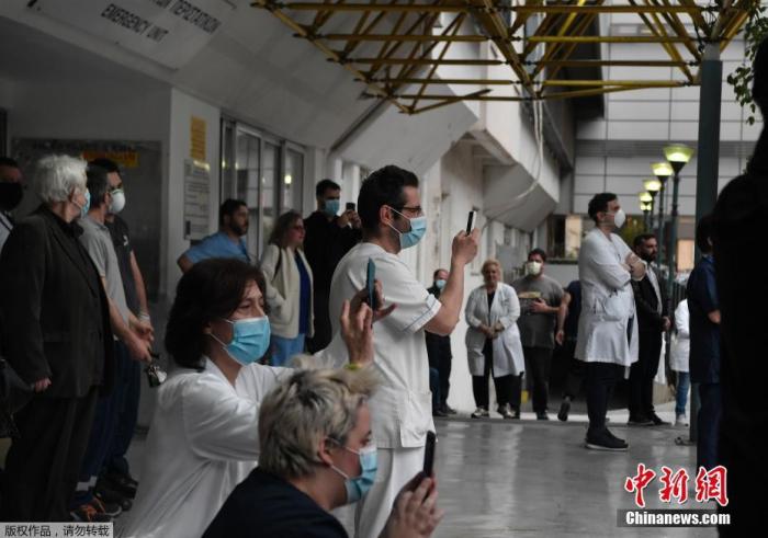 希臘疫情進入紅色警戒狀態(tài) 當局商討關閉陸地邊境