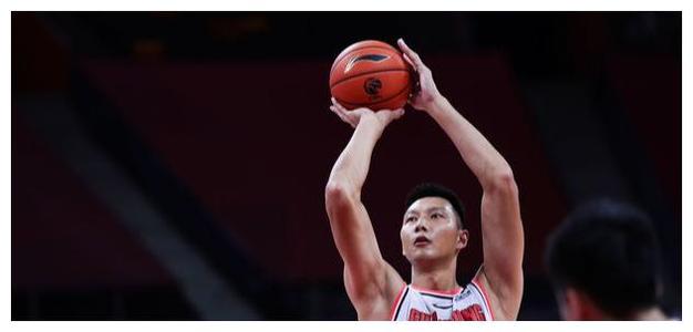廣東20連勝 易建聯(lián)加冕常規(guī)賽得分王
