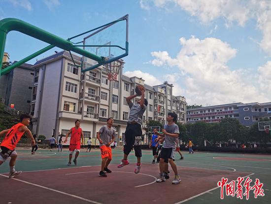 小縣城如何辦好“大教育” 一個少數(shù)民族縣的教育脫貧實(shí)踐