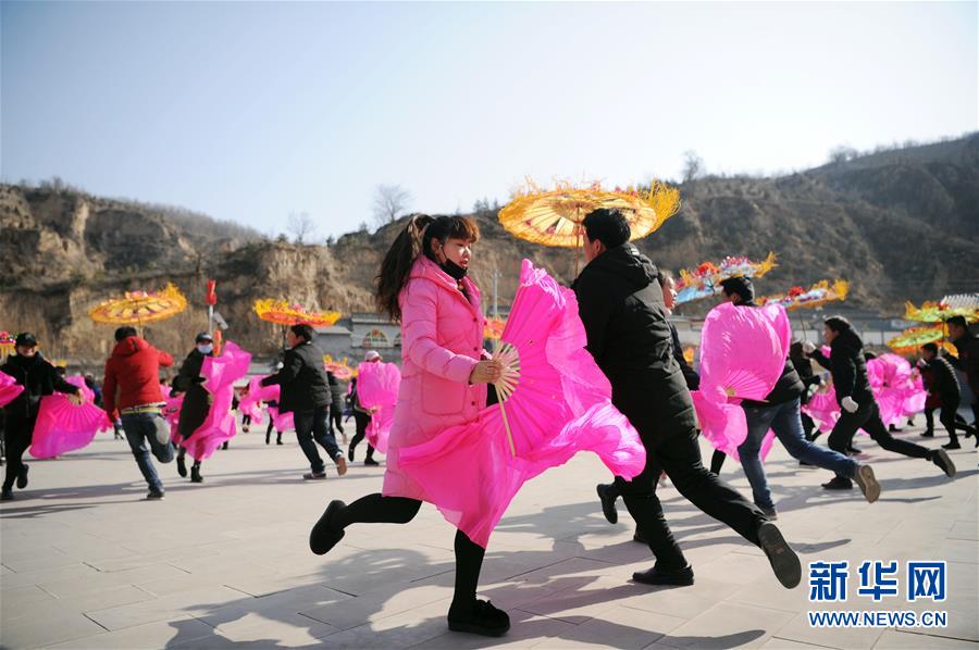 偉大旗幟引領(lǐng)歷史巨變——習近平新時代中國特色社會主義思想指引“十三五”經(jīng)濟社會發(fā)展述評