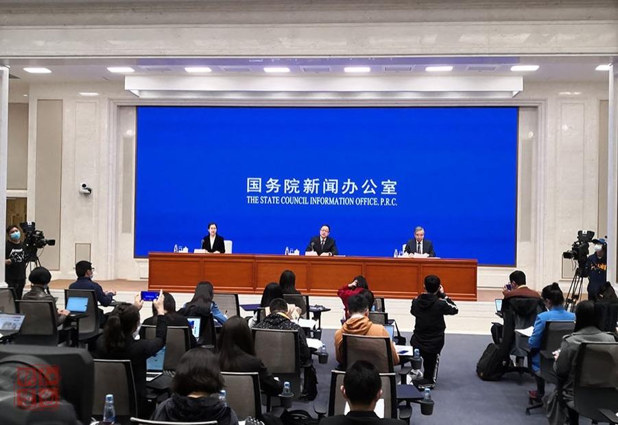 確保全面建成小康社會(huì)之時(shí)沒(méi)有任何一個(gè)群體因健康而掉隊(duì)