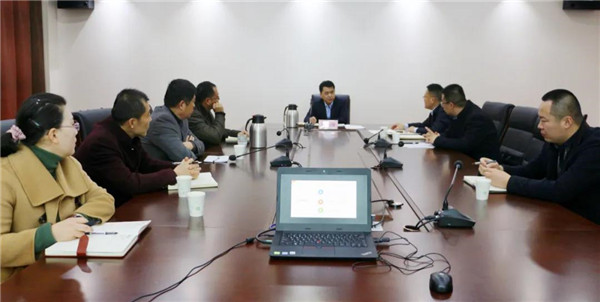巴海峰調(diào)研安泰公司及區(qū)工信局工作