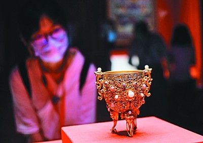 新年伊始，聆聽(tīng)青年們的愿望與目標(biāo)[組圖]