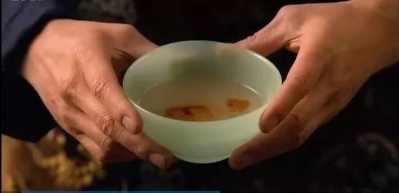 滴血能驗(yàn)親、十指放血治中風(fēng)？古裝劇里的醫(yī)學(xué)知識(shí)千萬(wàn)別當(dāng)真