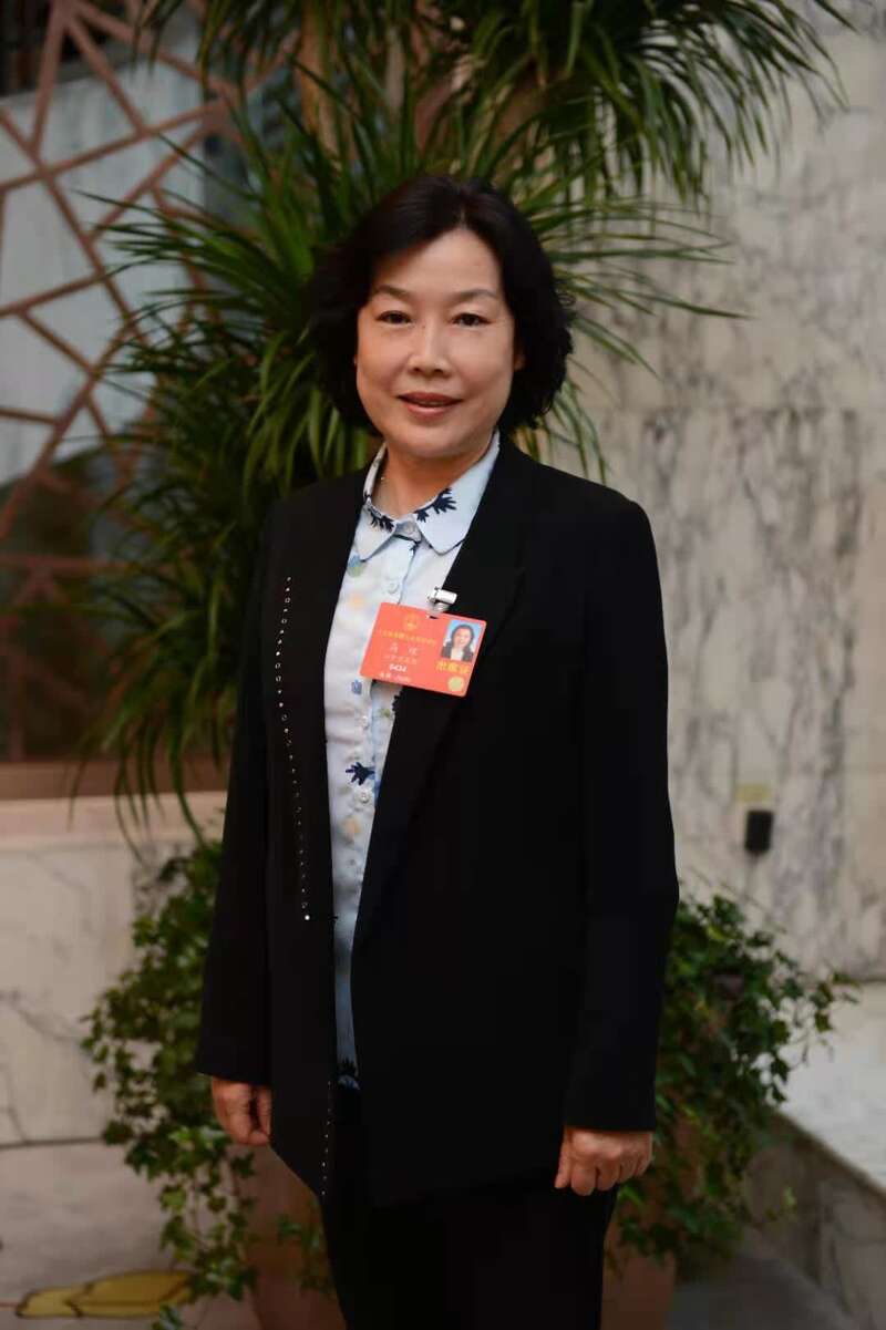 拔尖人才培養(yǎng)不僅是大學的事，代表建議：中小學應加大早期發(fā)現(xiàn)培養(yǎng)力度