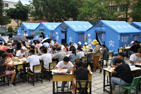 云南漾濞縣高三學生今日復課備戰(zhàn)高考