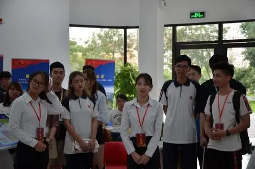 一場難忘的“夏日限定”之旅 青聯(lián)為港澳臺大學生暑期實習“搭臺”