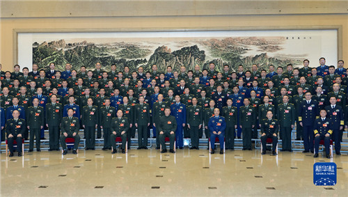 習(xí)近平在中央軍委人才工作會(huì)議上強(qiáng)調(diào) 聚焦實(shí)現(xiàn)建軍一百年奮斗目標(biāo) 深入實(shí)施新時(shí)代人才強(qiáng)軍戰(zhàn)略